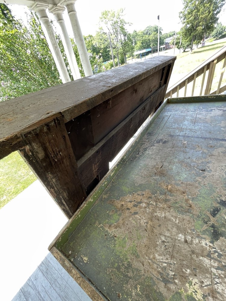 fireplace mantle