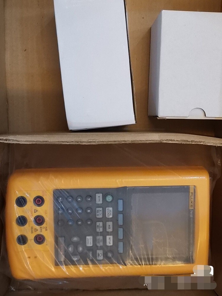 Fluke 741B DPC Documenting Process Calibrator NEW