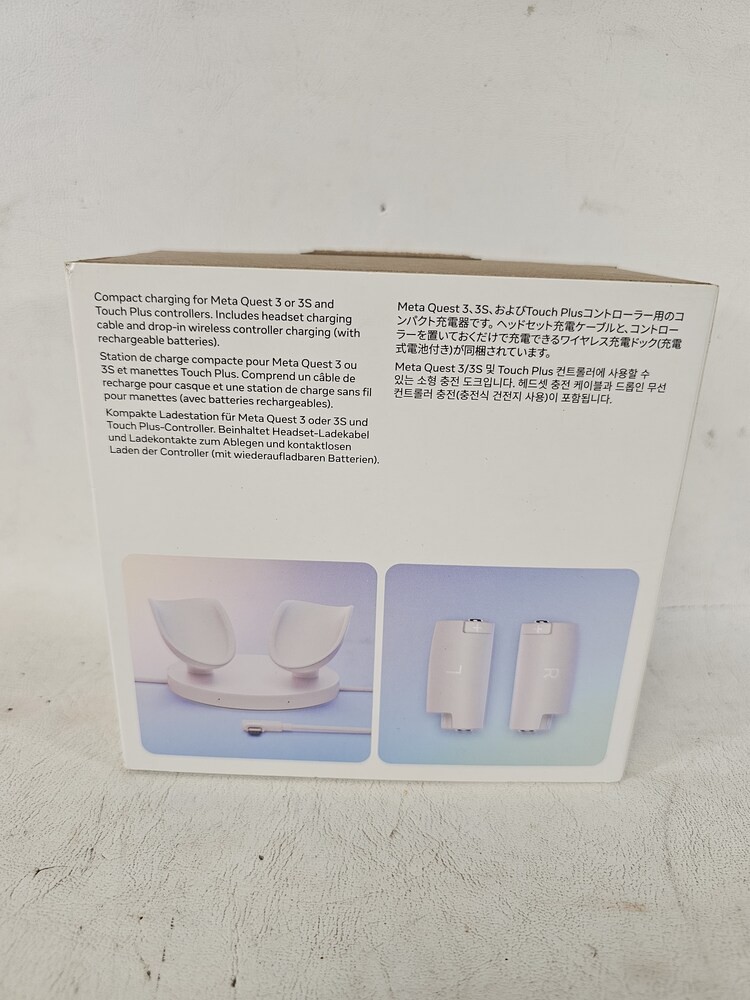 Meta Quest Compact Charging Dock M7K