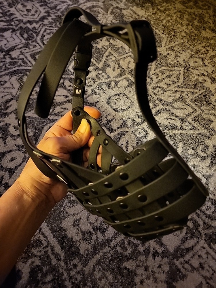 Medium, Blk, Lg.  Dog Basket Muzzle. No Barking, Chewing