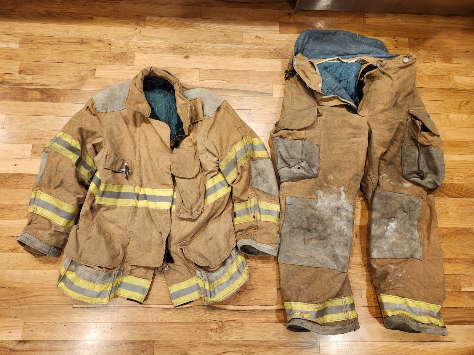 Tan PBI Turnout Gear 44 Coat 38 Pants,