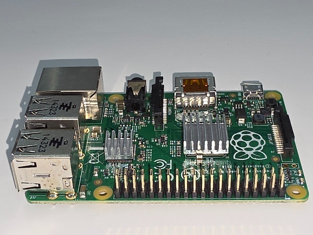 Raspberry Pi Model B+ V1.2 2014 with Case