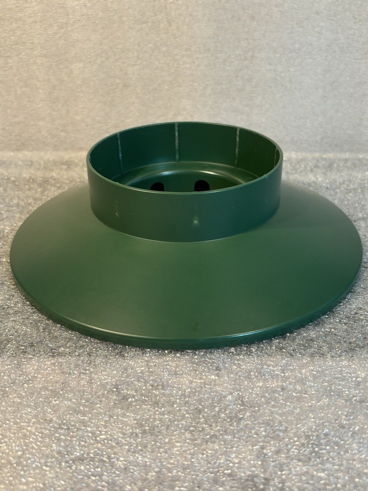 Coleman Propane Lantern Stand - Base - Green - No Label. #9
