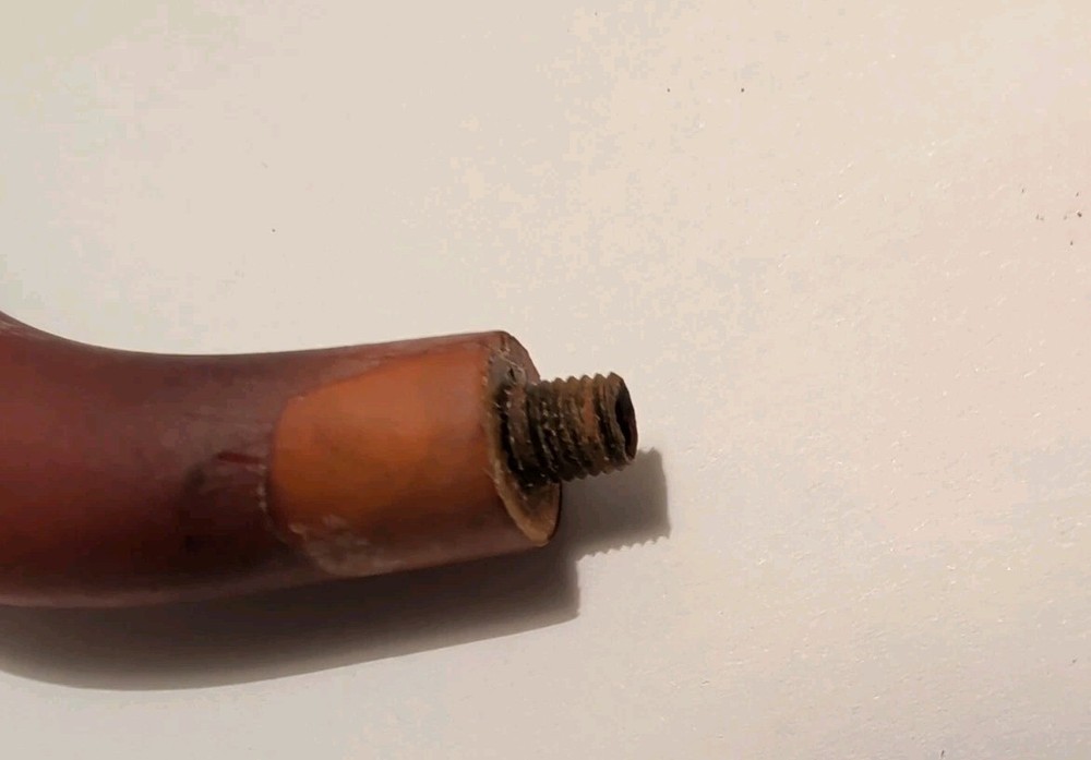 amber pipe Stem sherlock holmes? With Case