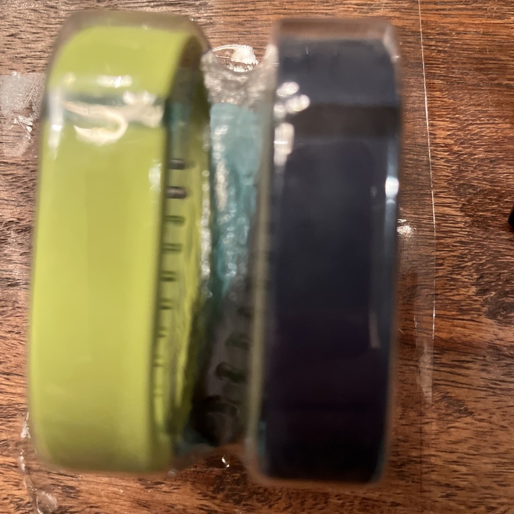 BUNDLE..Fitbit Flex Original tracker, OEM Bands , chargers