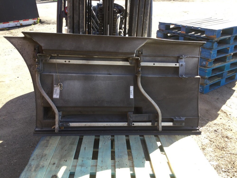 VOLVO VNM Skirt