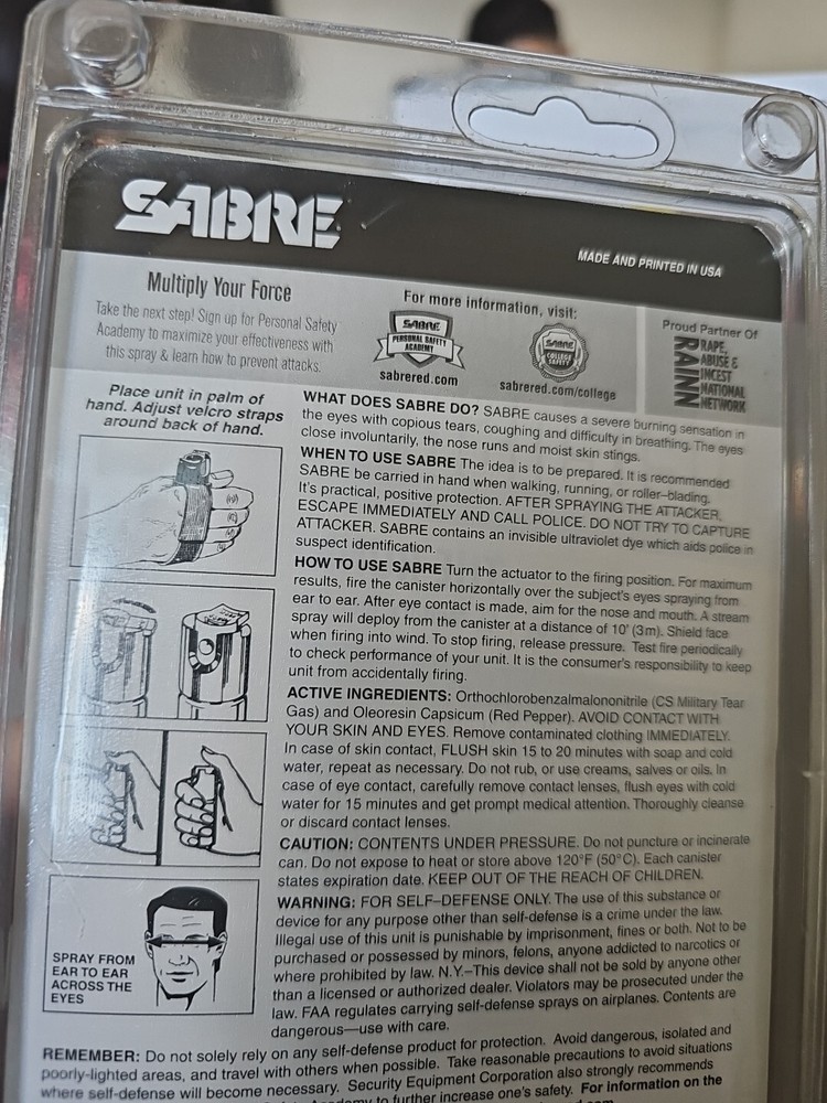 SABRE 3-IN-1 Runner Pepper Spray with Adjustable Hand Strap (P-22J)