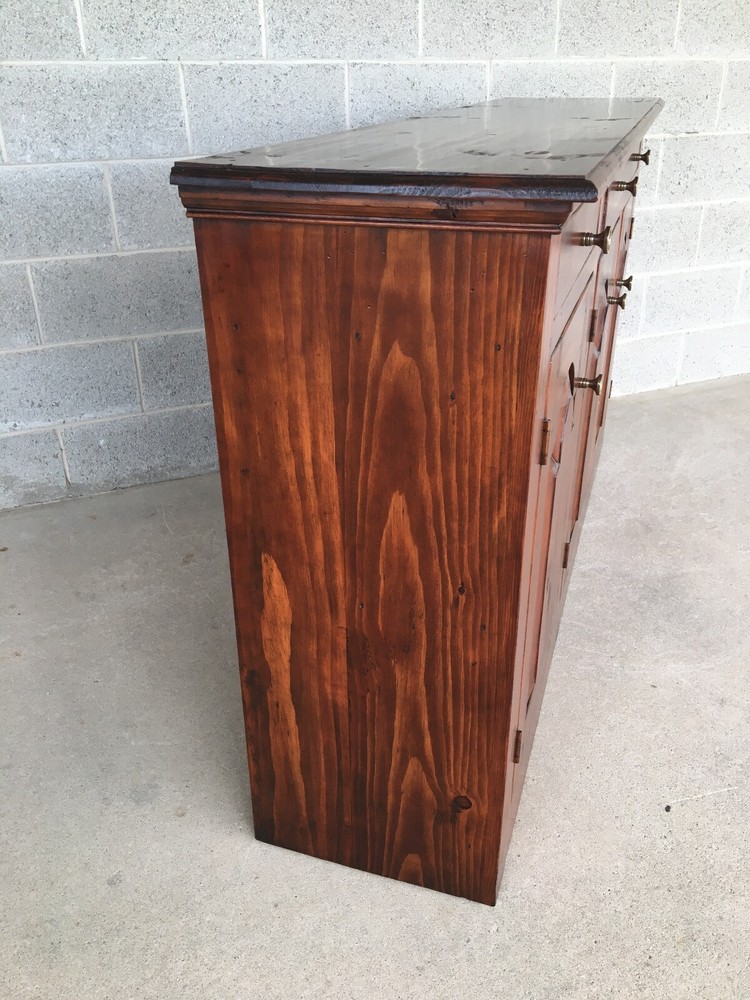 BUCKS COUNTY COLLECTION RUSTIC KNOTTY PINE BUFFET - SIDEBOARD