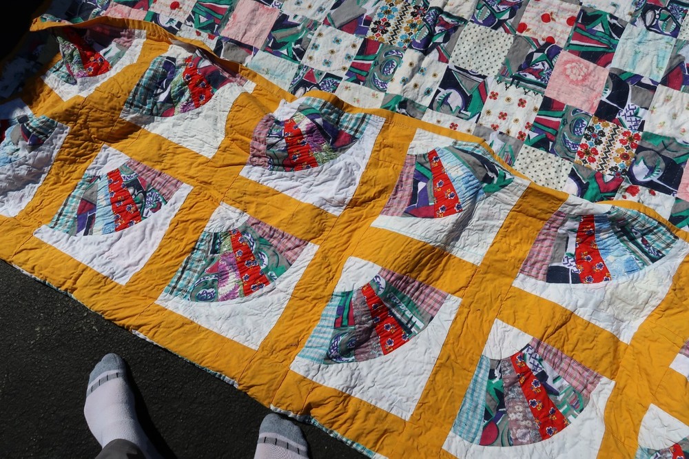 Vtg Patchwork Pattern King Quilt Measures 74x85" 2 Sided Unique Beautiful Rare