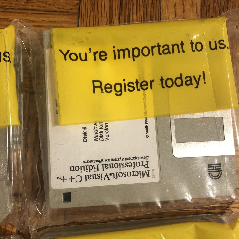 Microsoft Visual C++ 1.0 Professional Edition w/ Version 7.0 Update & Manuals