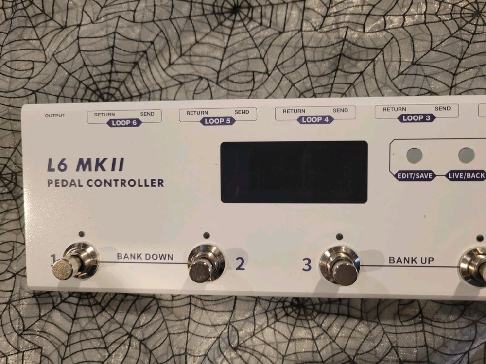 MOOER Guitar Effect Pedal Controller L6 MKII Programmable FX Loop Switcher