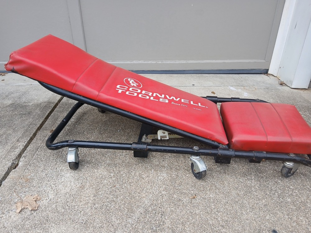 CORNWELL TOOLS Adjustable Mechanics Creeper Padded