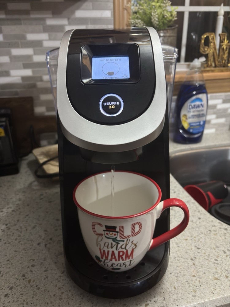 Keurig K200 Coffee Maker with Pod Tray