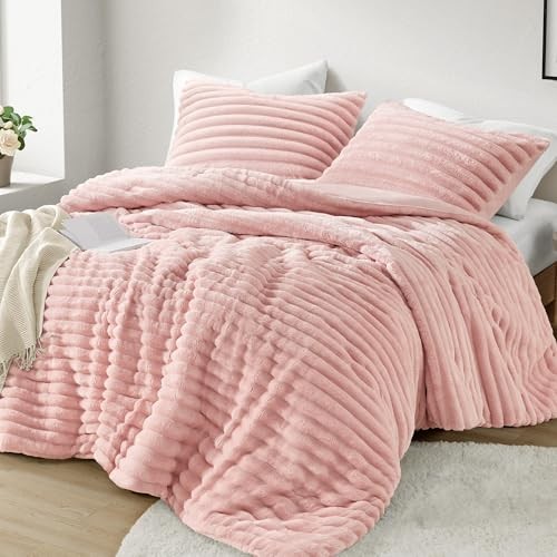Queen Comforter Set, Cozy Plush Bedding, Microfiber Reverse, 3 Full/Queen Pink