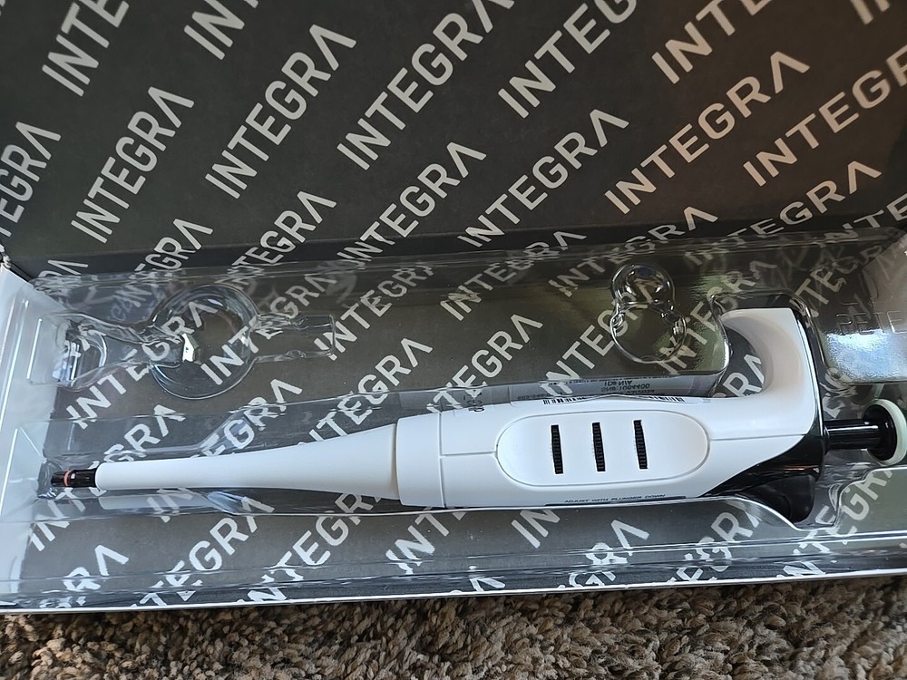 Integra Evolve Pipettes single channel adjustable 20 - 200 ul