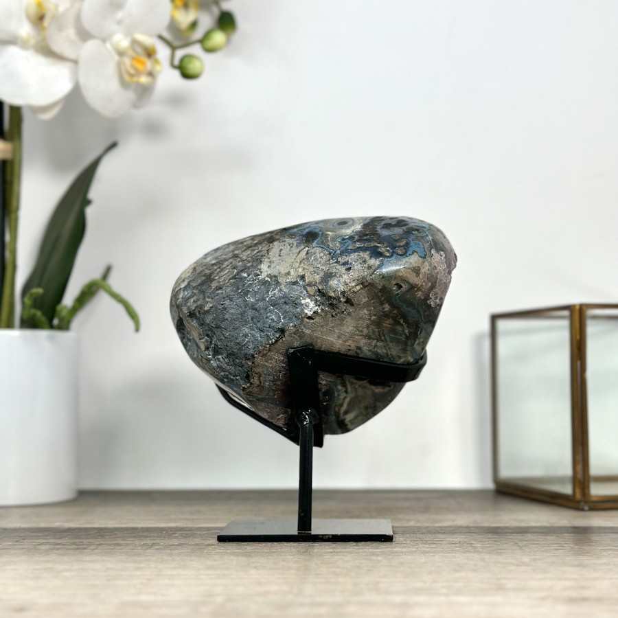 Natural Agate Stone Geode on Stand. MWS2854