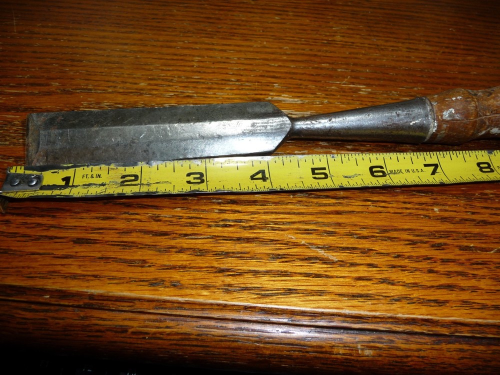 Vintage ZENITH Marshall Wells 1” Bevel Edge Wood Socket Chisel Tool