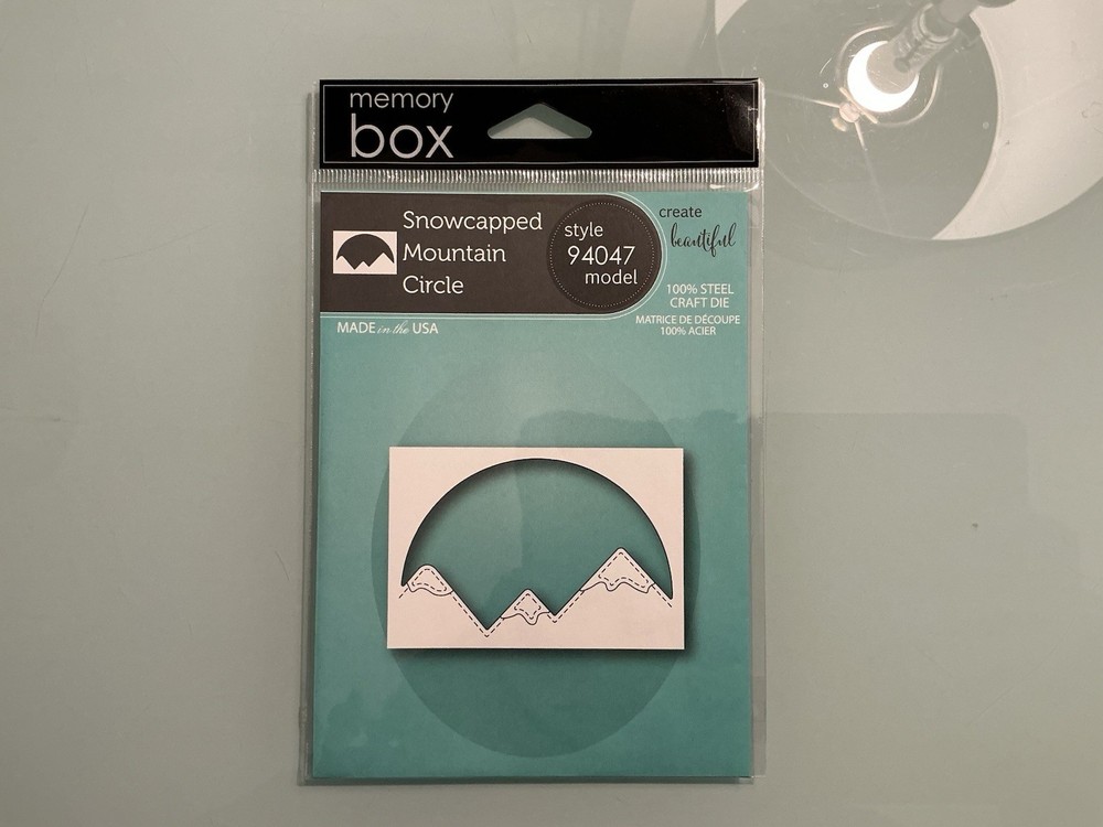 Memory Box “Snowcapped Mountain Circle” Cutting Die (New)