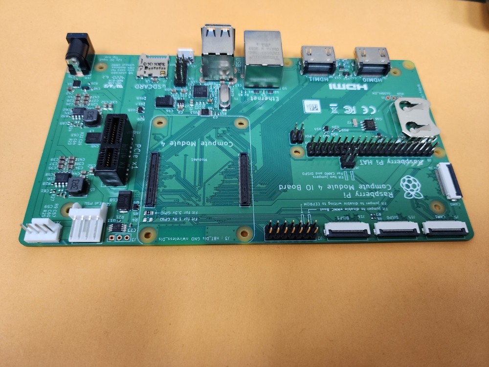 Raspberry Pi Compute Module 4 IO Board - CM4I0