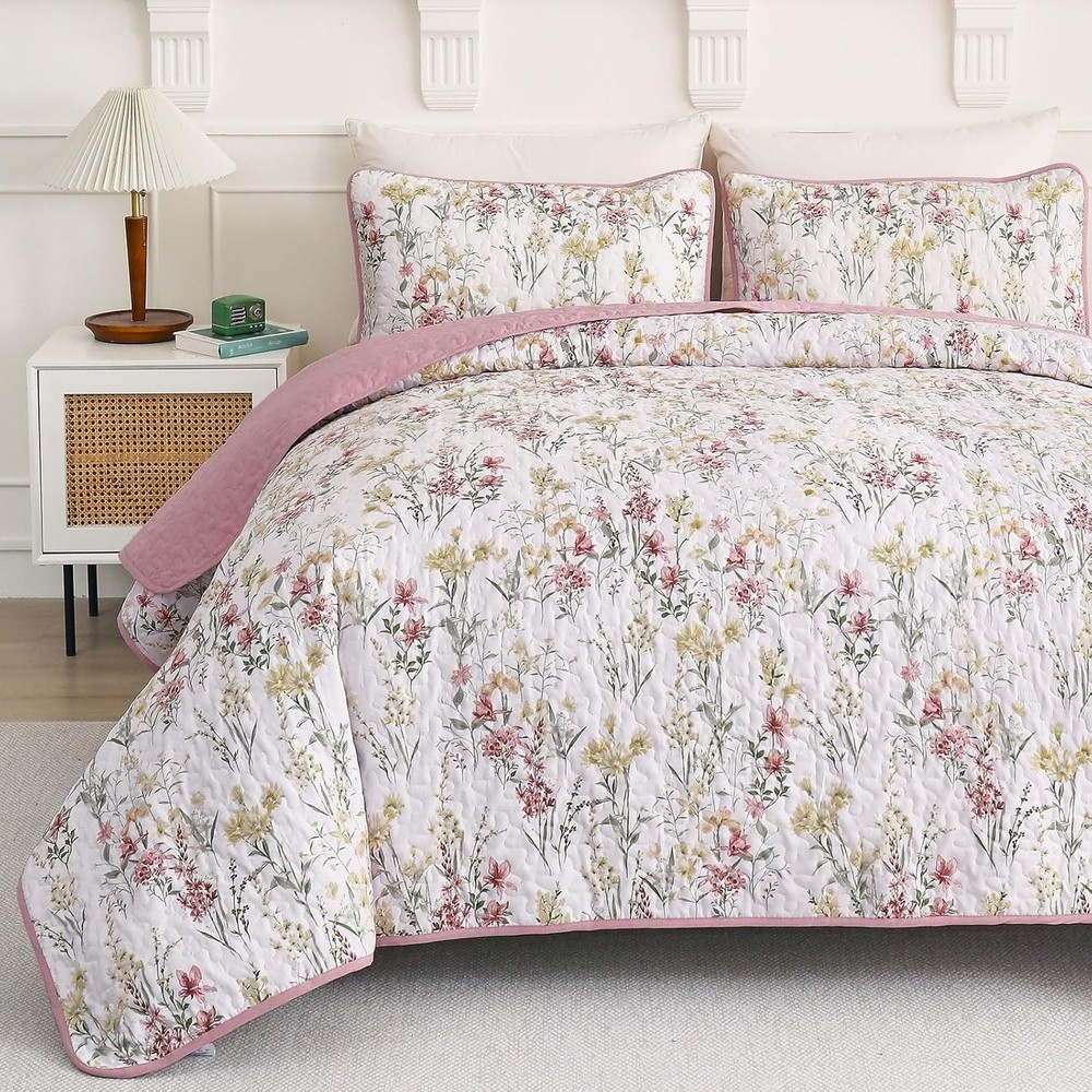 Soft Microfiber King Size Quilt Set in Pink Floral Pattern for -Round Style