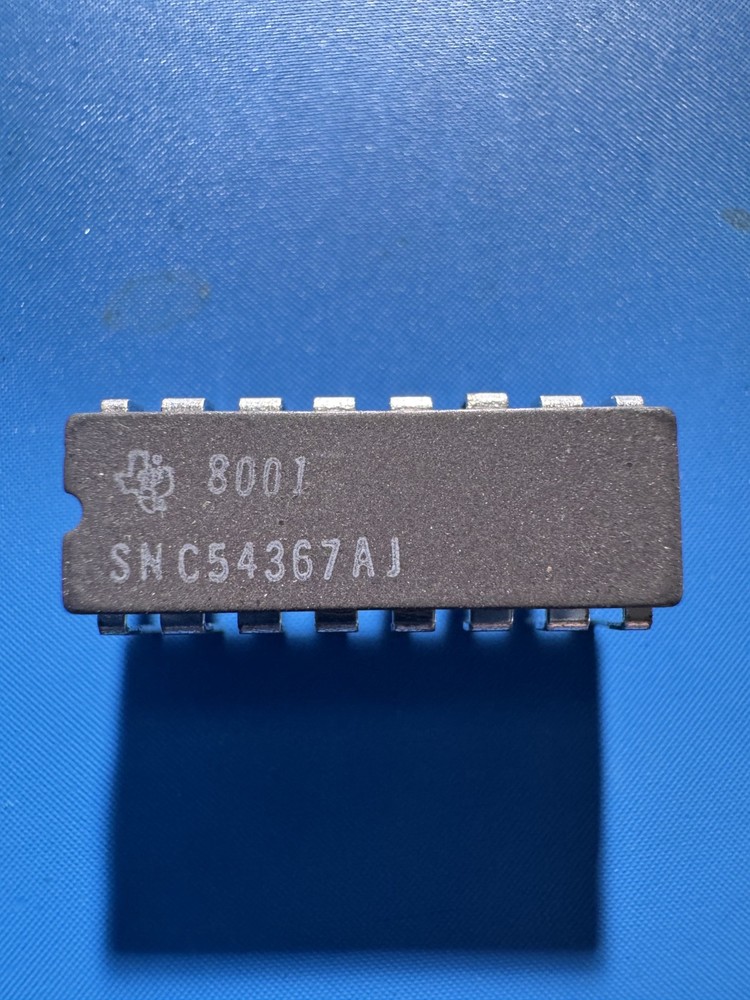 Texas Instruments SNC54367AJ Integrated Circuit