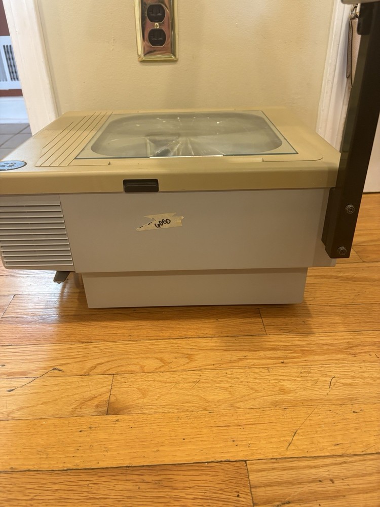 Overhead Projector 3M 1700 CJ1 Fully Functional