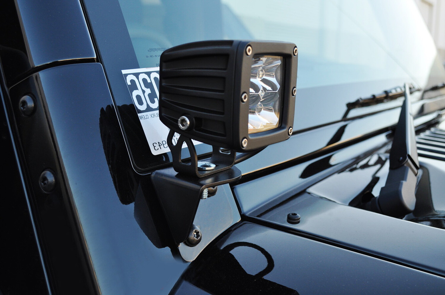 Front Windshield A-Pillar Mount LED Ditch Light Bracket For Jeep Wrangler TJ, JK