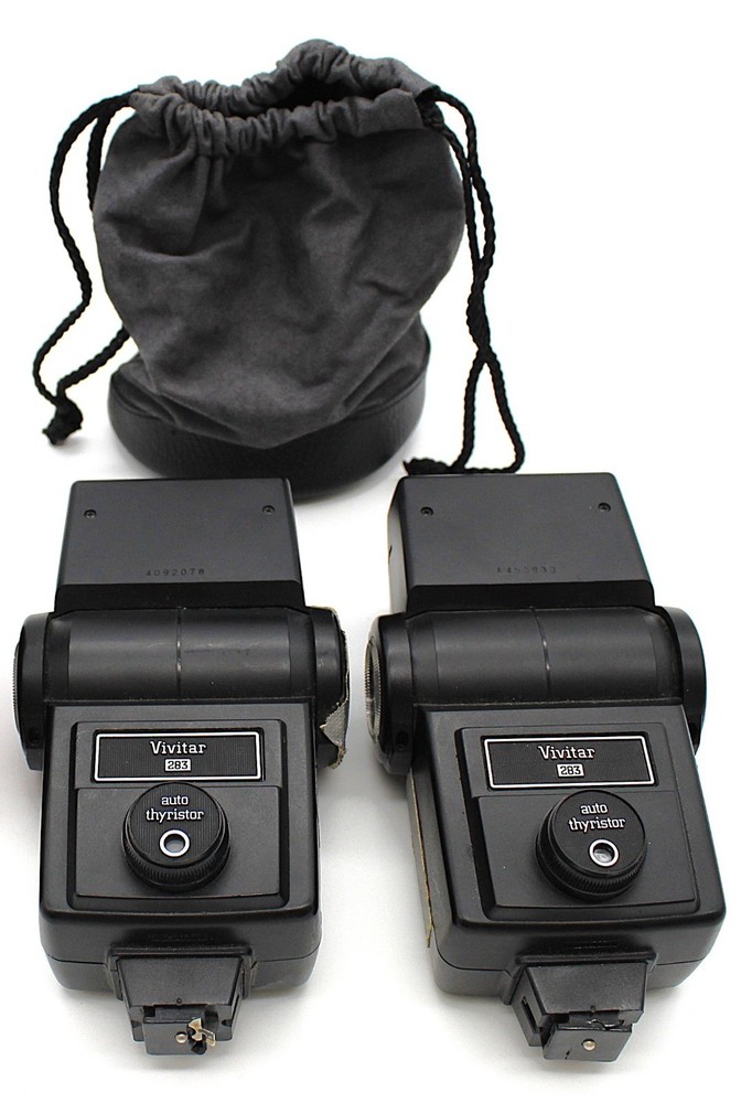 Vivitar 283 Auto Thyristor Flashes (2x) w/ Case – Untested / AS-IS