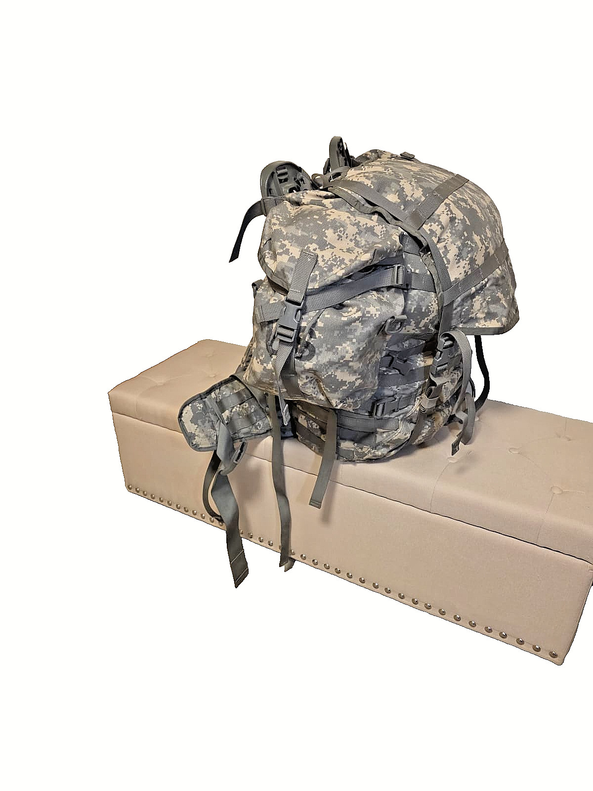 USGI MOLLE II Large Rucksack ACU UCP Army Tactical Backpack w/ Frame