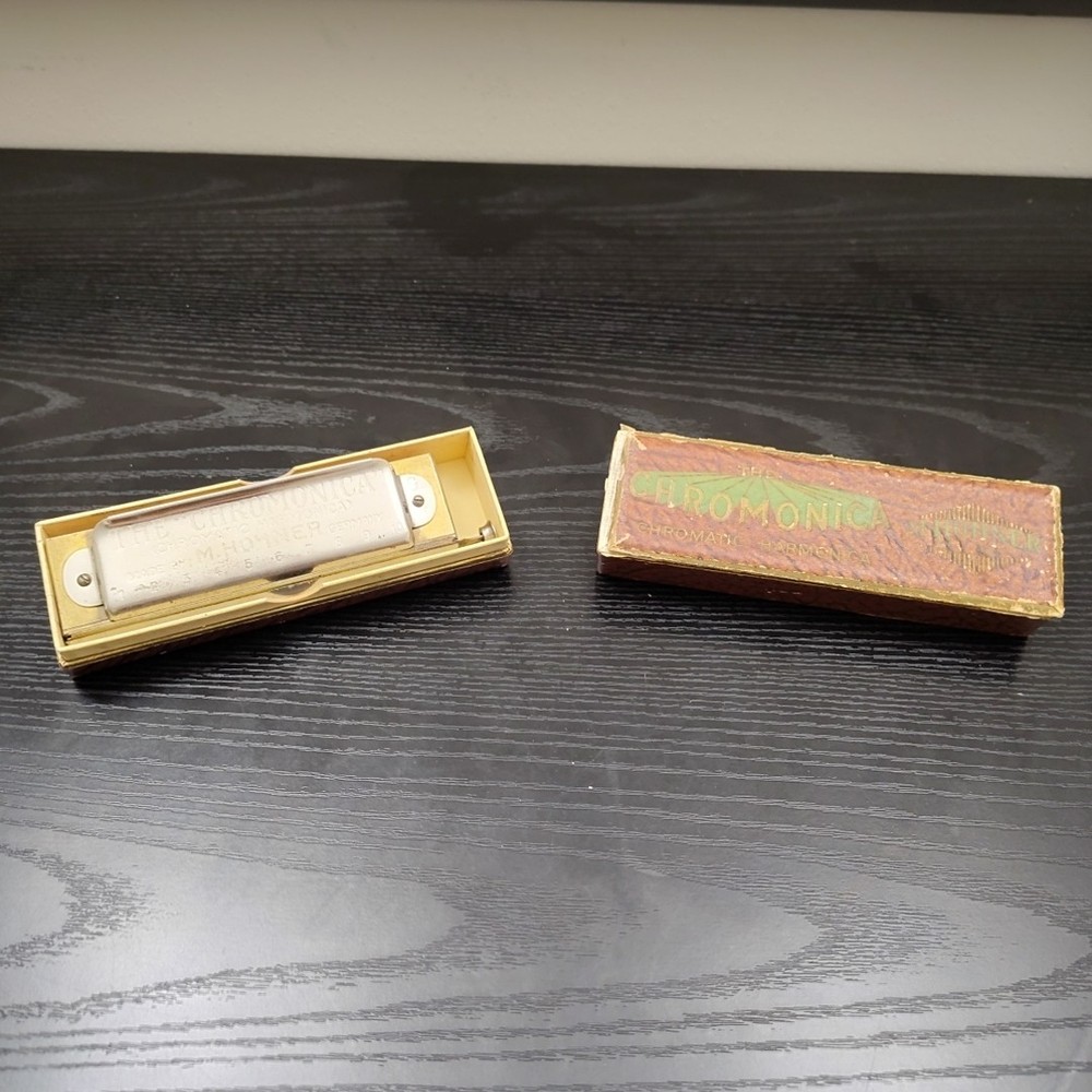 Hohner The Chromonica Chromatic Octaves Professional Model