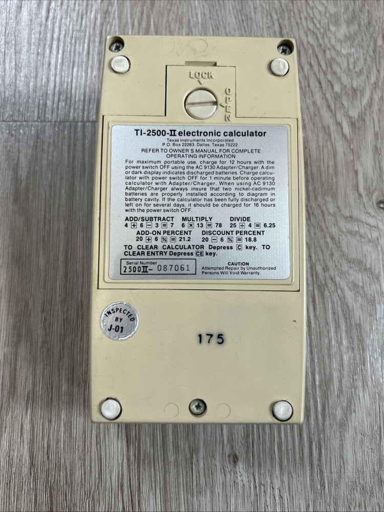 Texas Instruments Datamath II 2 TI-2500 Electronic Calculator Case Tested Works