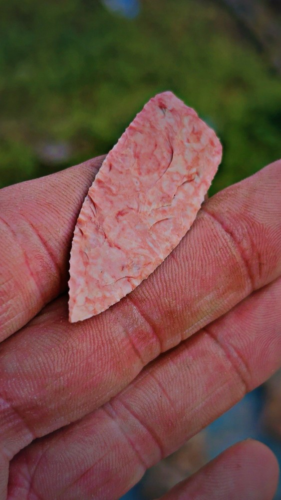 Flintknapped Flint Ridge Stone Arrowhead, Very Nice