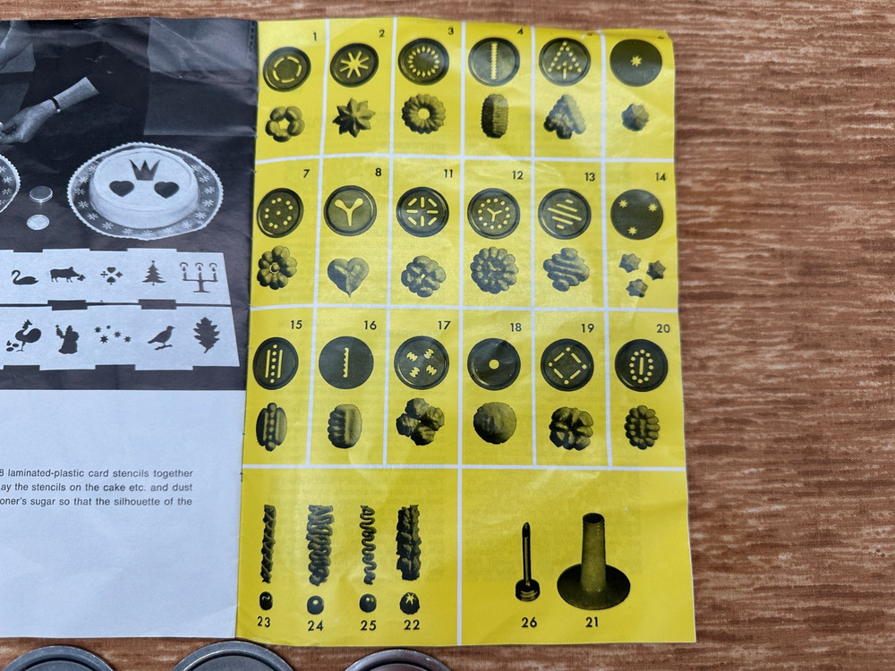Sawa 2000 Deluxe Cookie Press PARTS ONLY Replacements Discs