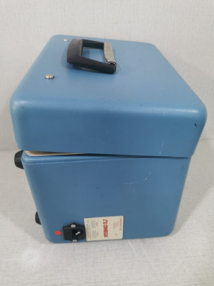 OMEGA Model: CL122 Calibration Cool/Heat Source