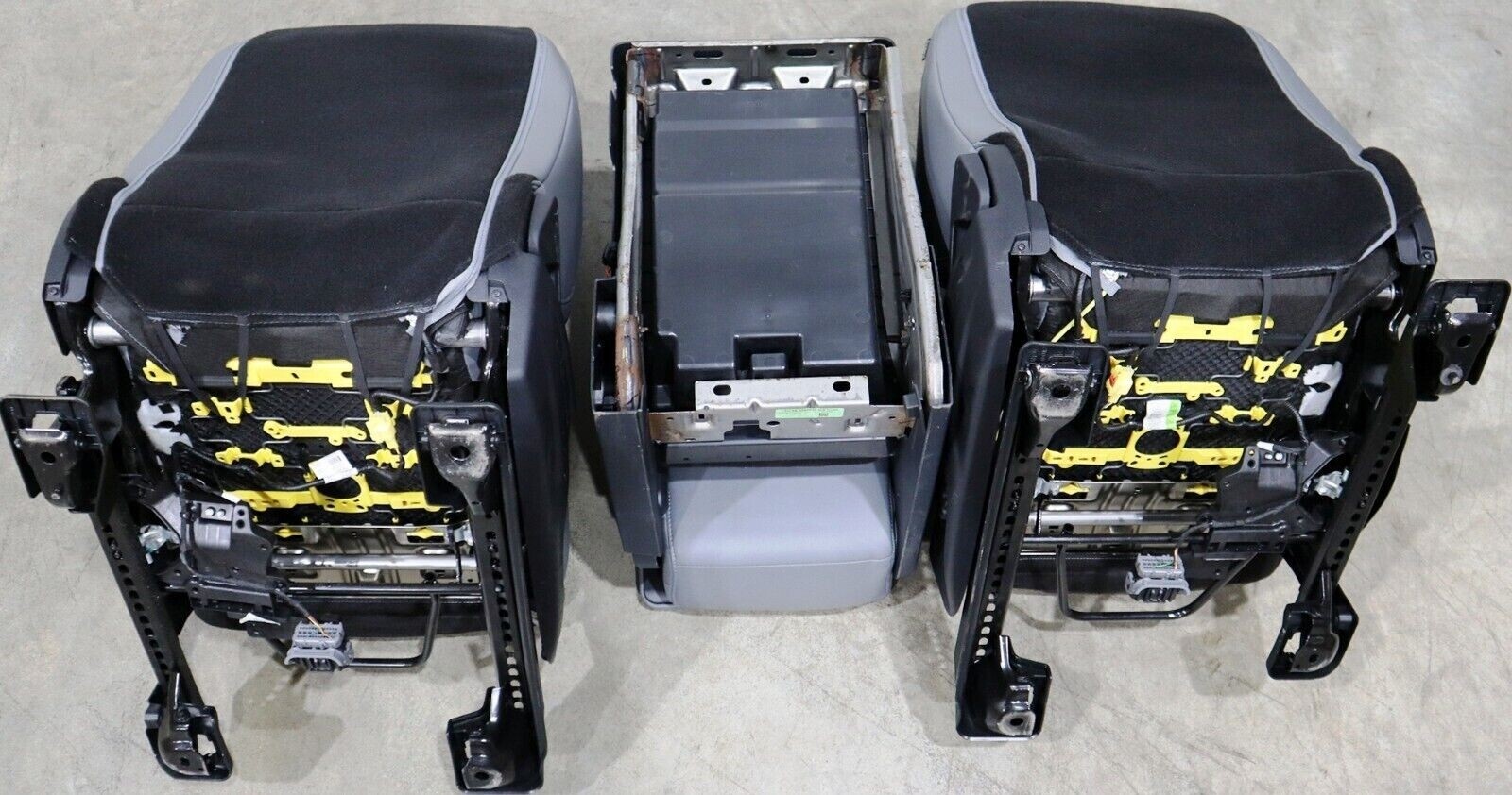 FORD F250 F350 SUPER DUTY FRONT VINYL GRAY BUCKET SEATS NEW GREY SET KIT OEM