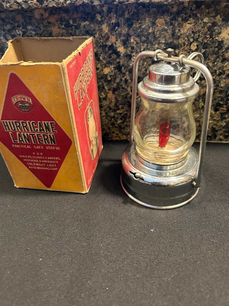 Vintage Crown Hurrican Lantern Non working