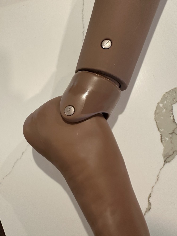 Life/form GERi/KERi Replacement Leg, Complete Left - Medium Tone