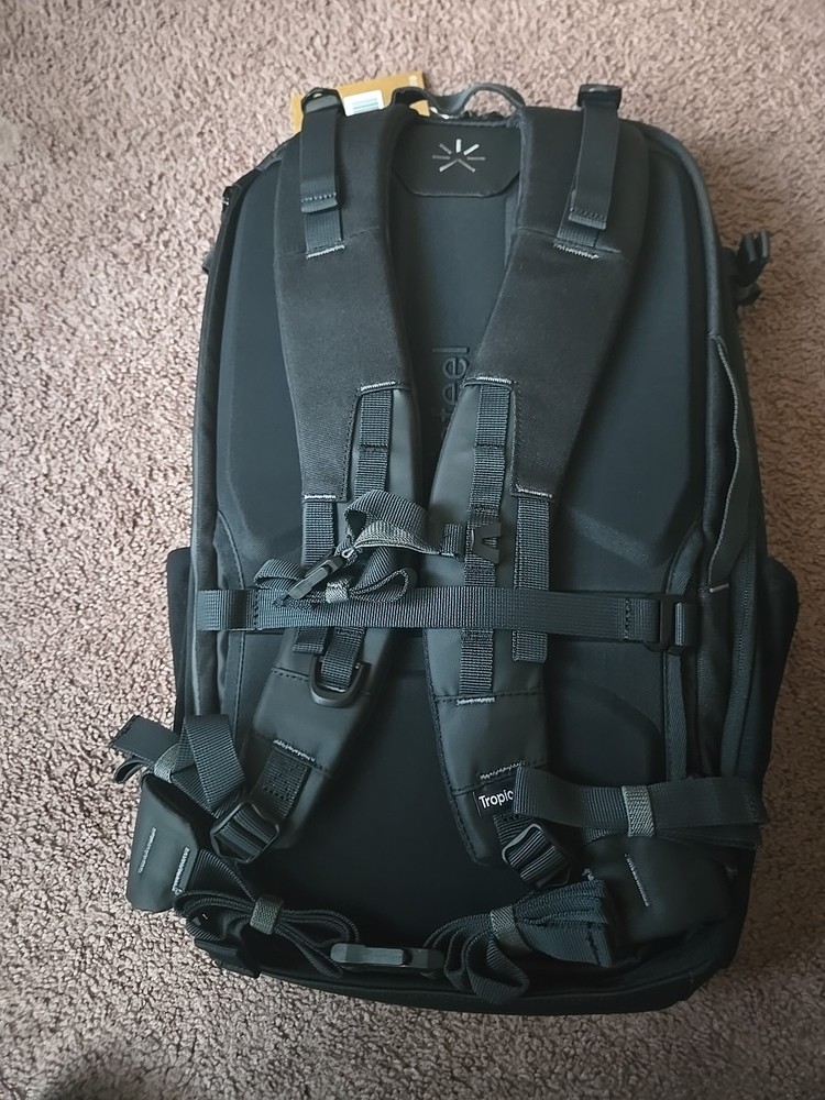TROPICFEEL SHELL 20L-40L BACKPACK TRAVEL CORE BLACK EXPANDABLE NEW