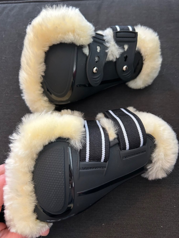 Fleece open front boots-Front and rear-large-black
