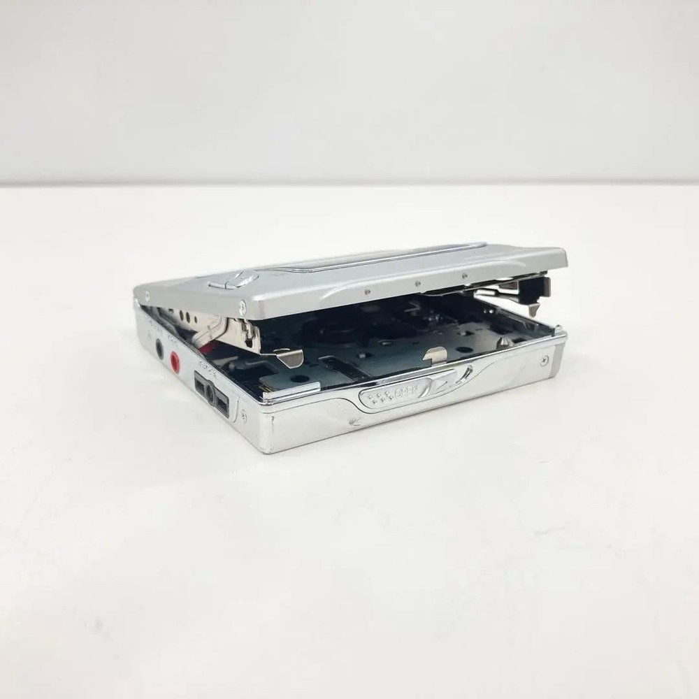 SHARP Portable MiniDisc Recorder MD-DR770 Operation confirmed