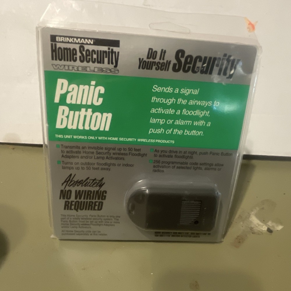 Brinkmann Wireless Panic Button Activates Floodlights Lamp 829-5730-0 Black