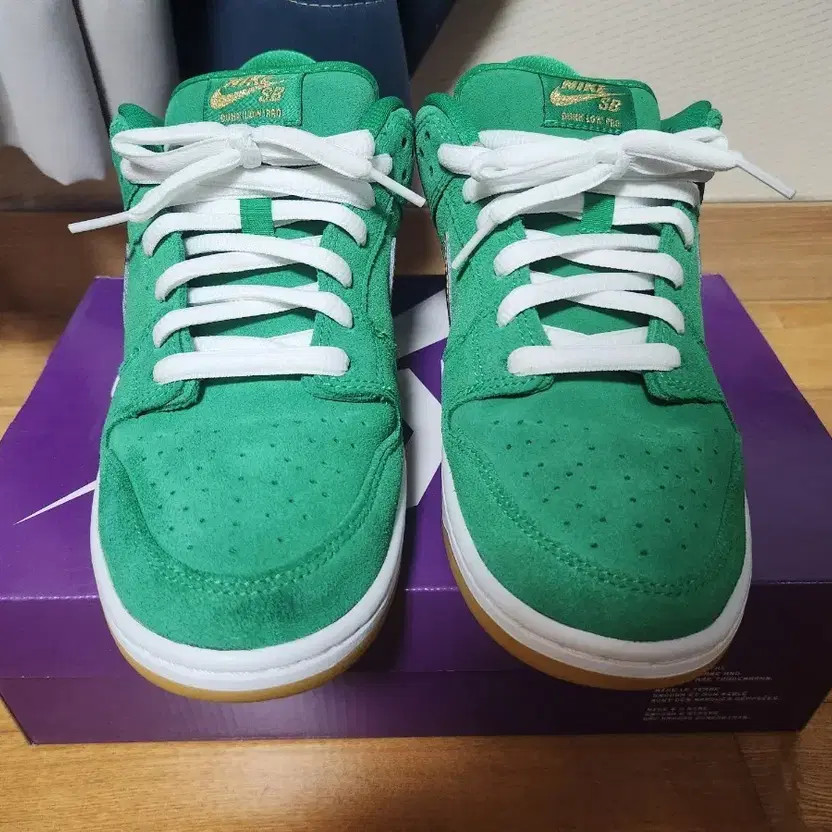 Nike SB Dunk Low Pro Shammrock Official