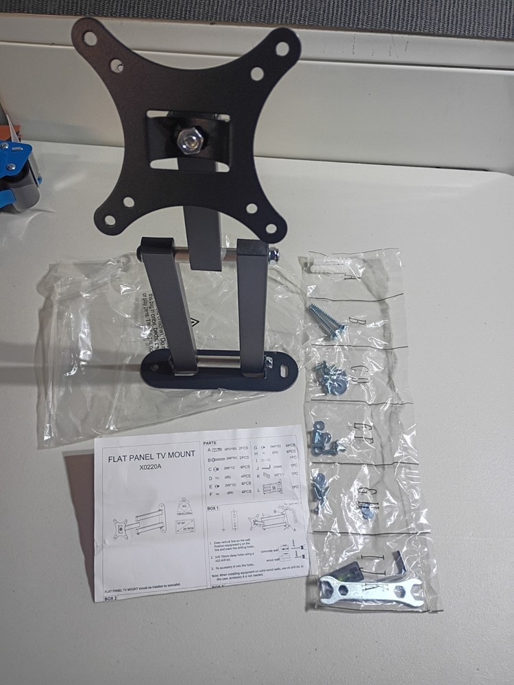 Flat Screen TV Wall Mount Bracket