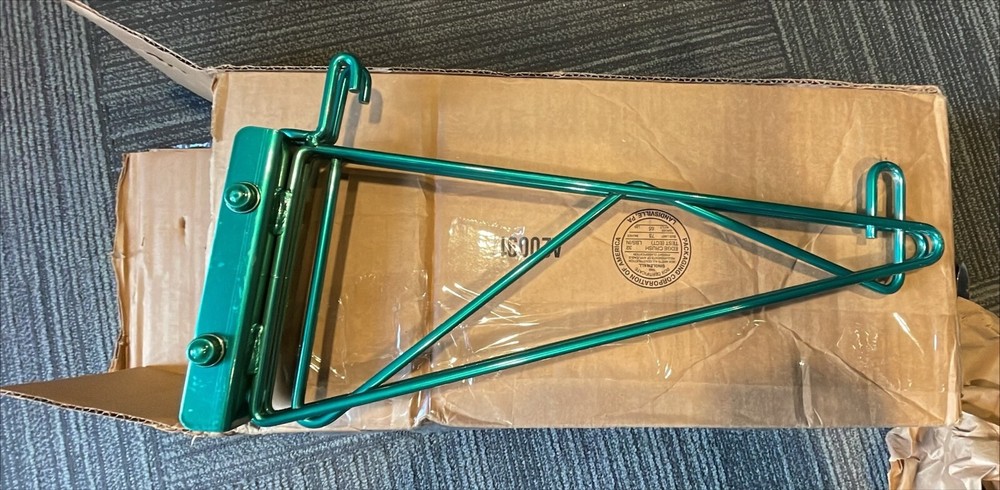 Eagle Shelving, Green Shelf Bracket, 14" depth for Walstor Modular Wall System