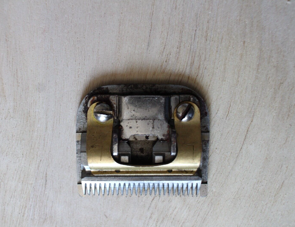 OSTER PROFESSIONAL No. 50 Size 000 CLIPPER BLADE -USED
