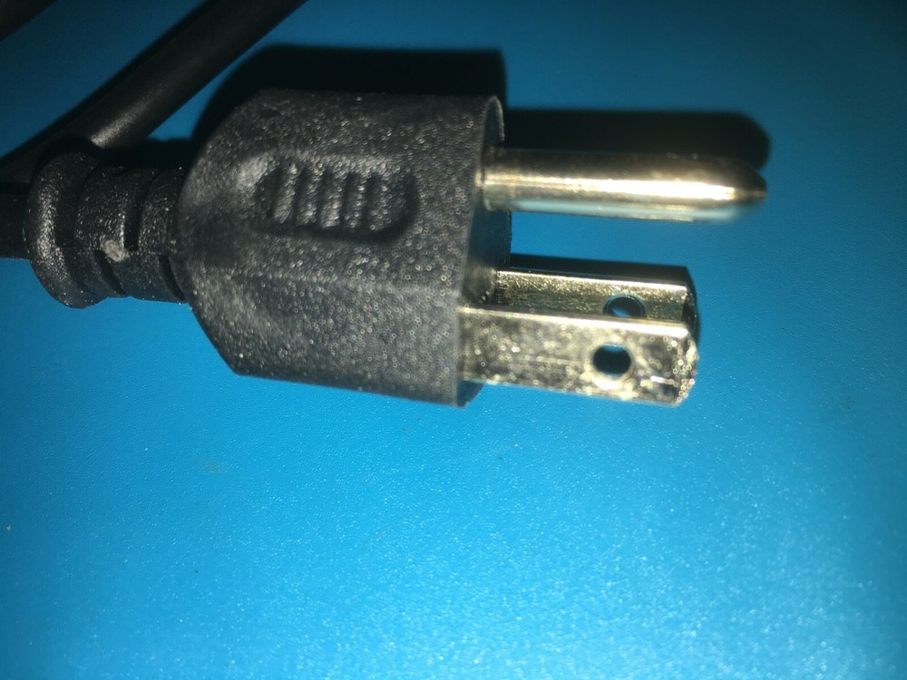 Television power cord 6' long (U.S. type)