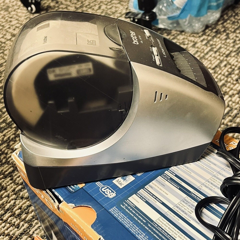 Brother QL-570 Label Printer w/ Extra Labels, Cords, USB Cable & Box - WORKS