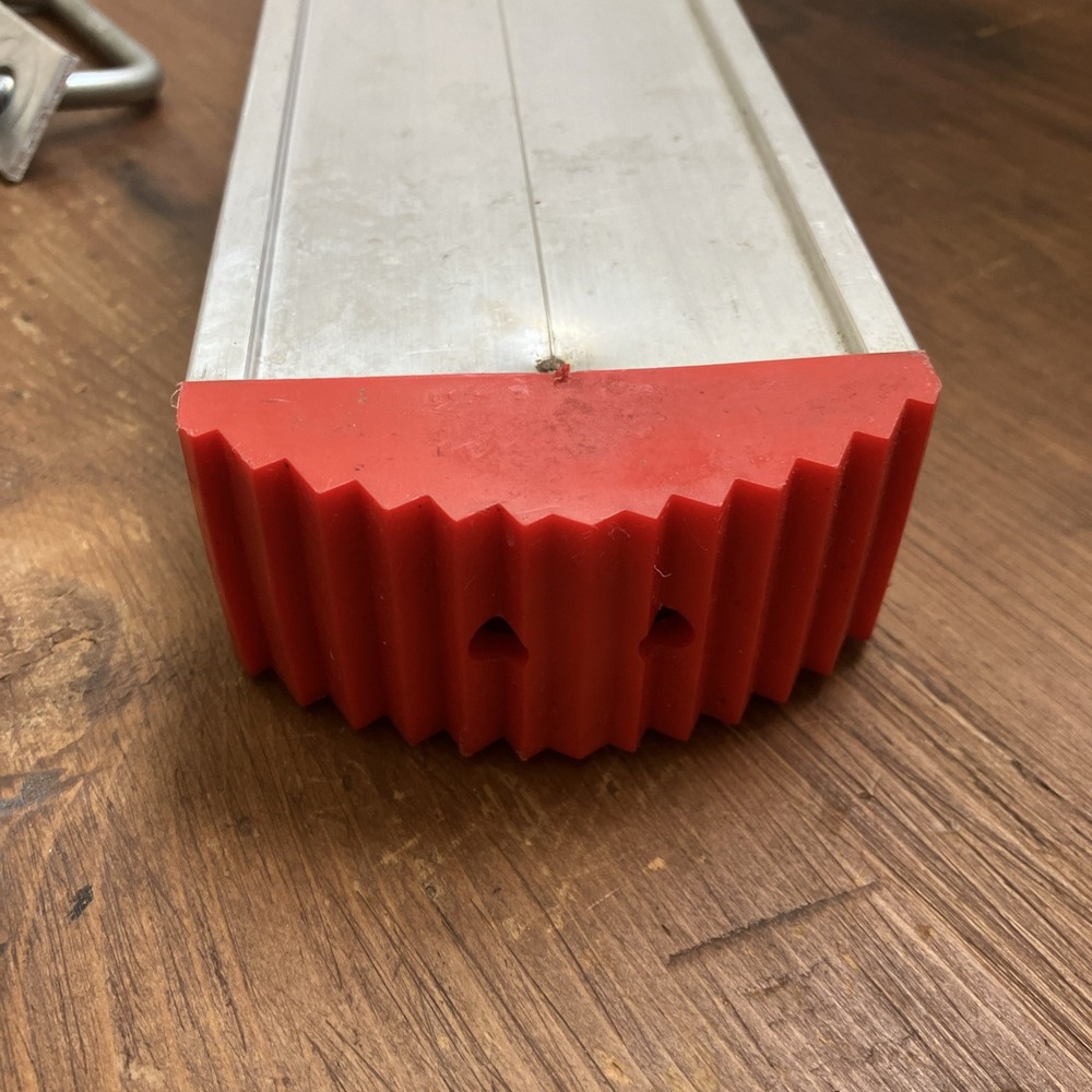 Extension Ladder Leg Leveler 22.5”