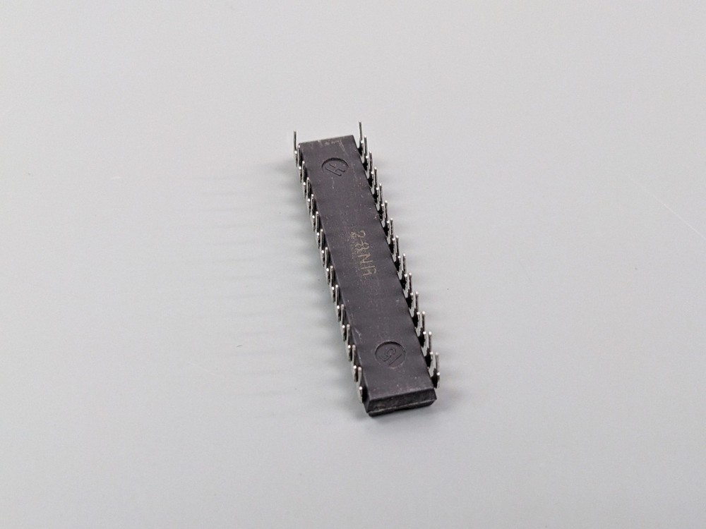 (4) Micron 64K (8K x 8) SRAM Cache RAM ICs MT5C6408-25
