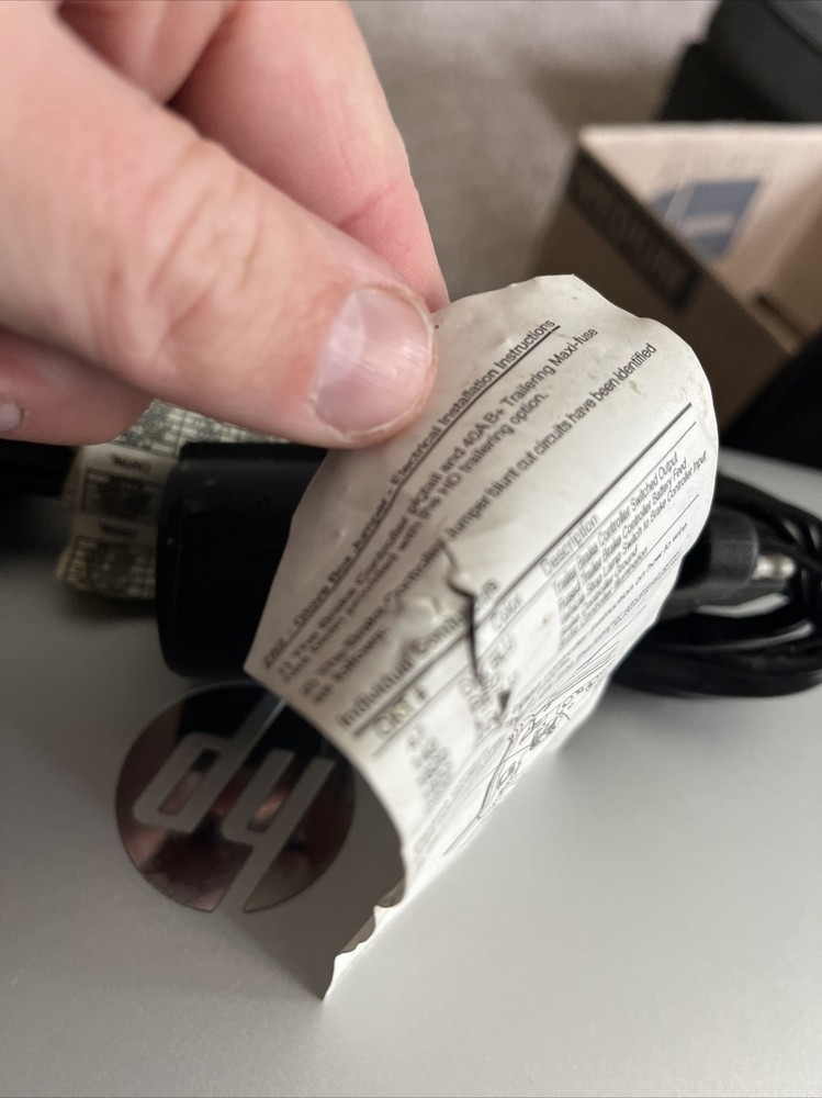 Z82 Glove Box Jumper Suburban